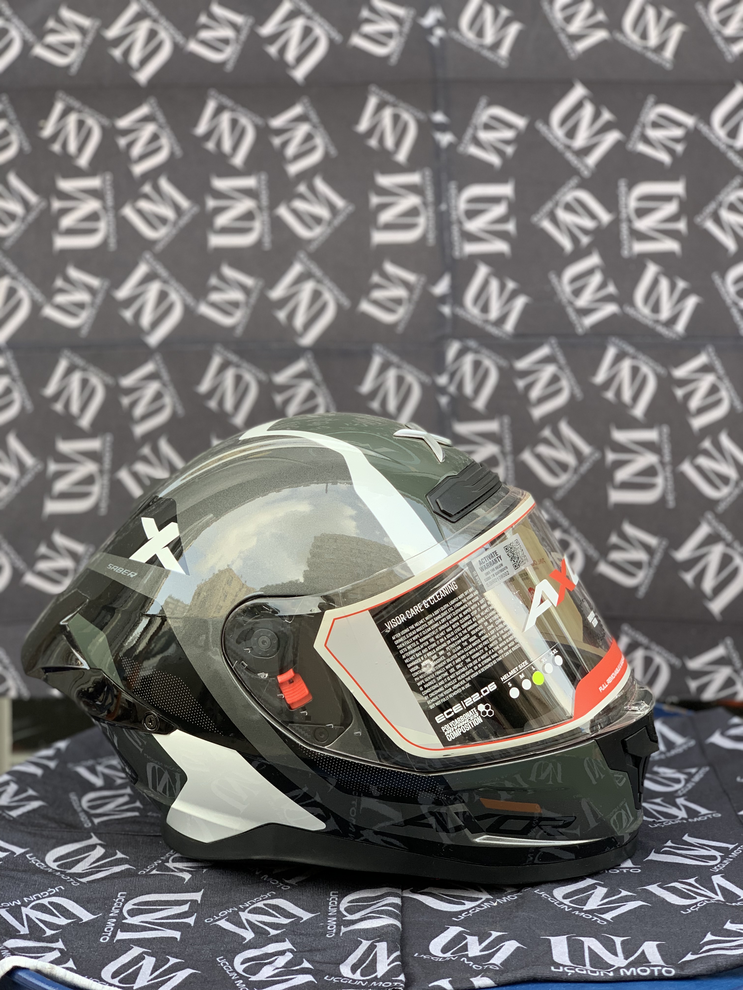 ŞOK KAMPANYA AXOR SABER FULLFACE KASK 