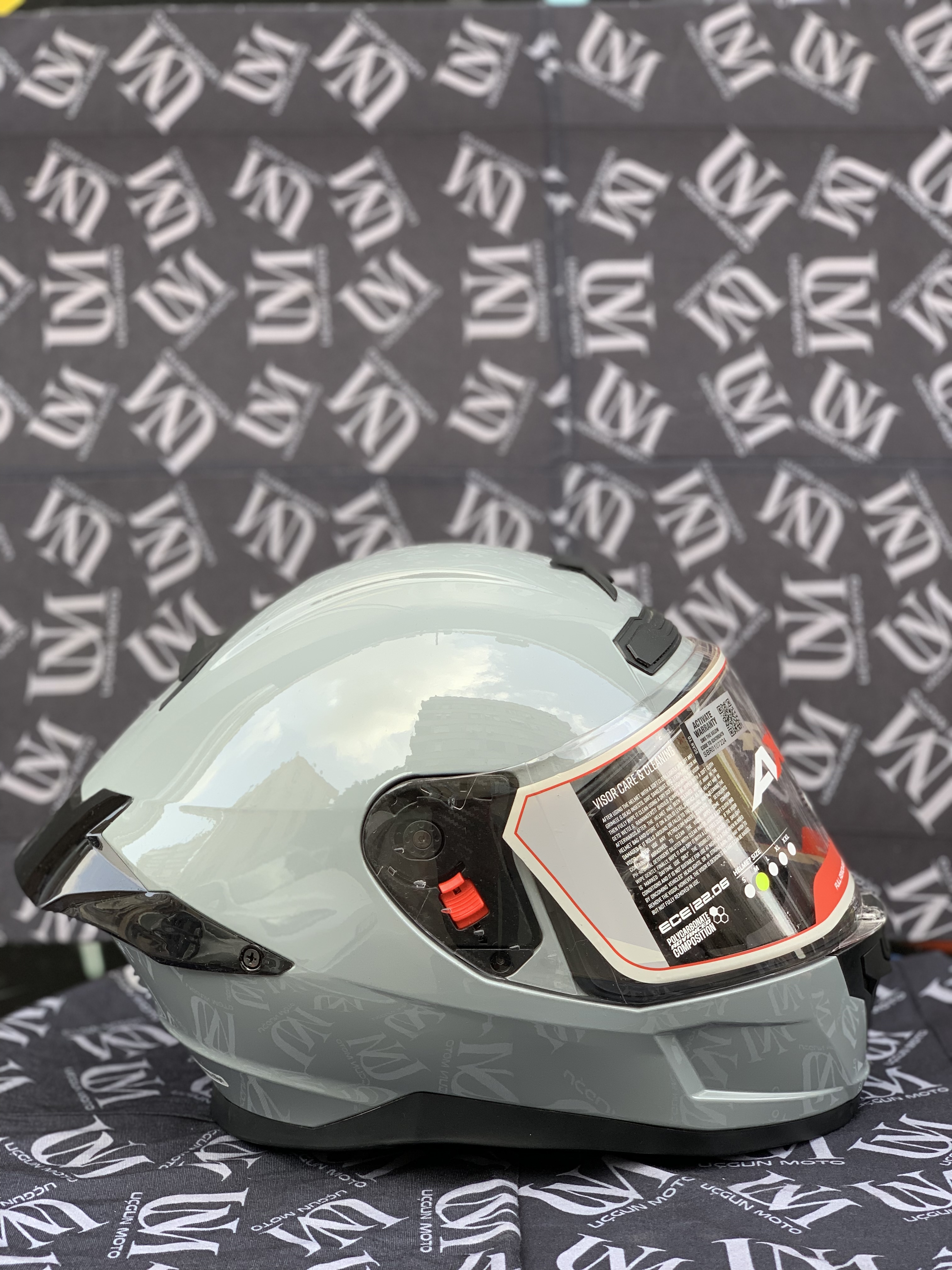 ŞOK KAMPANYA AXOR SABER FULLFACE KASK 