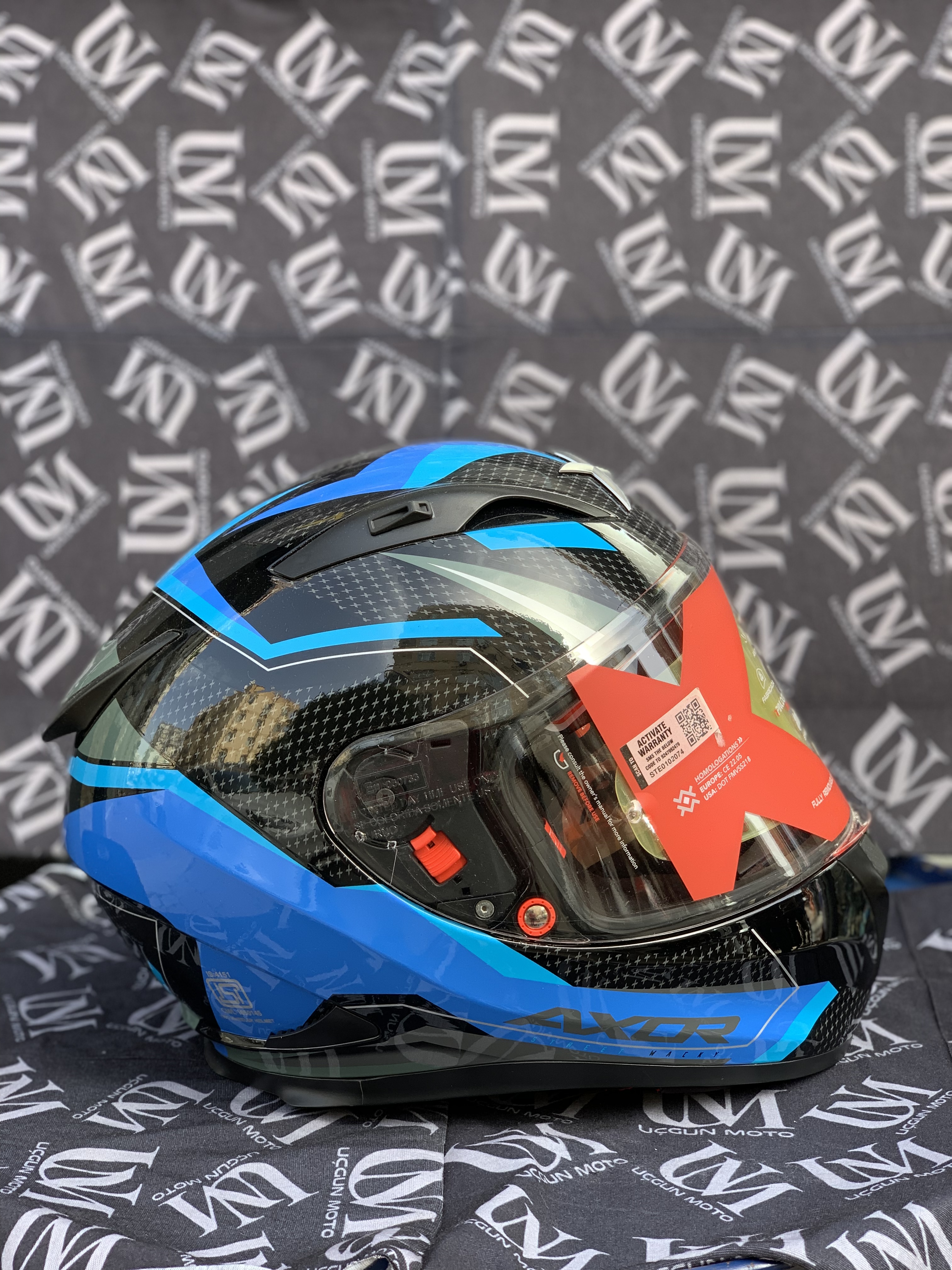 ŞOK KAMPANYA AXOR STREET G&Uuml;NEŞ G&Ouml;ZL&Uuml;KL&Uuml; FULLFACE KASK 