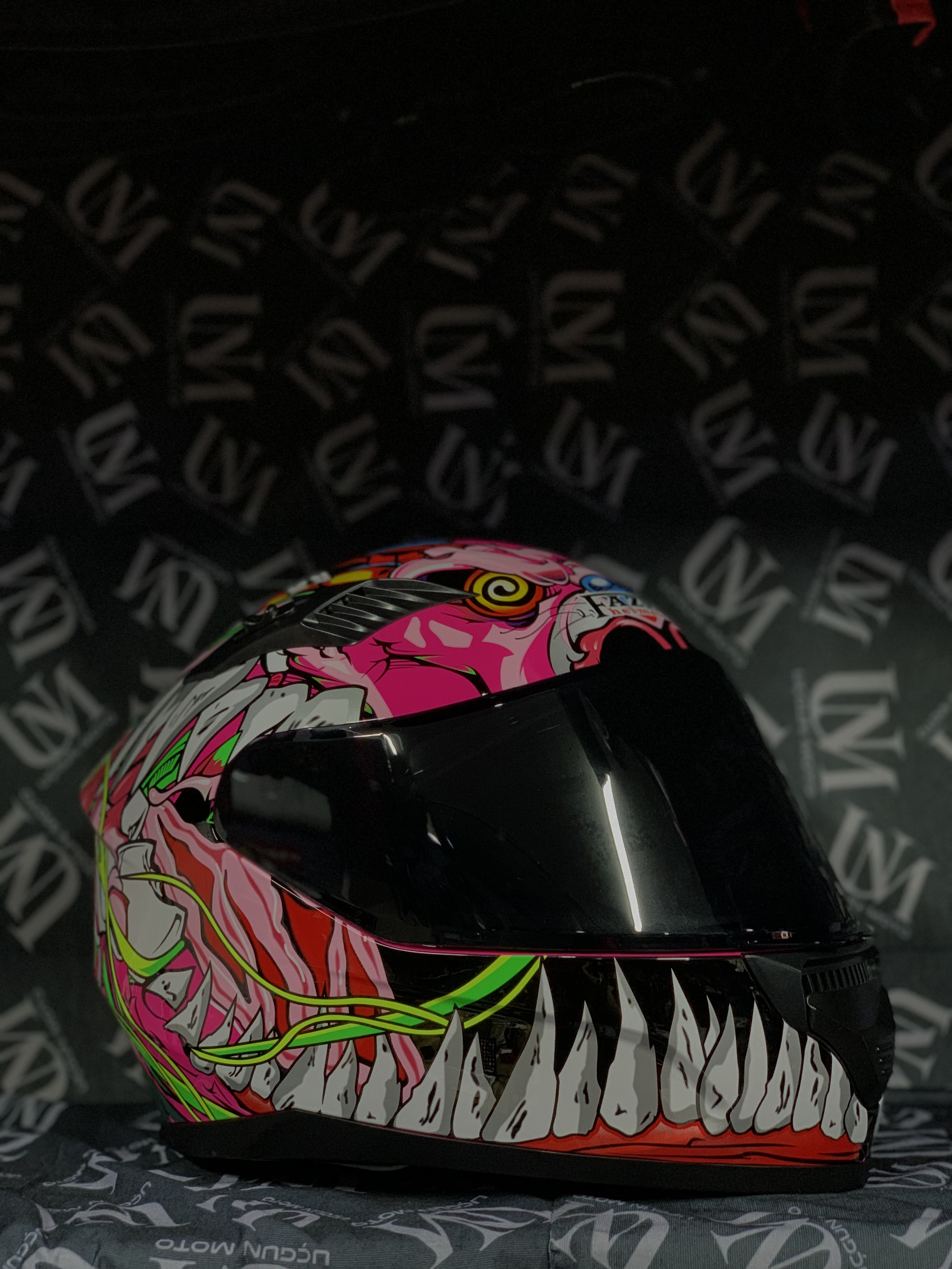 FAZER G&Uuml;NEŞ G&Ouml;ZL&Uuml;KL&Uuml; FULLFACE KASK