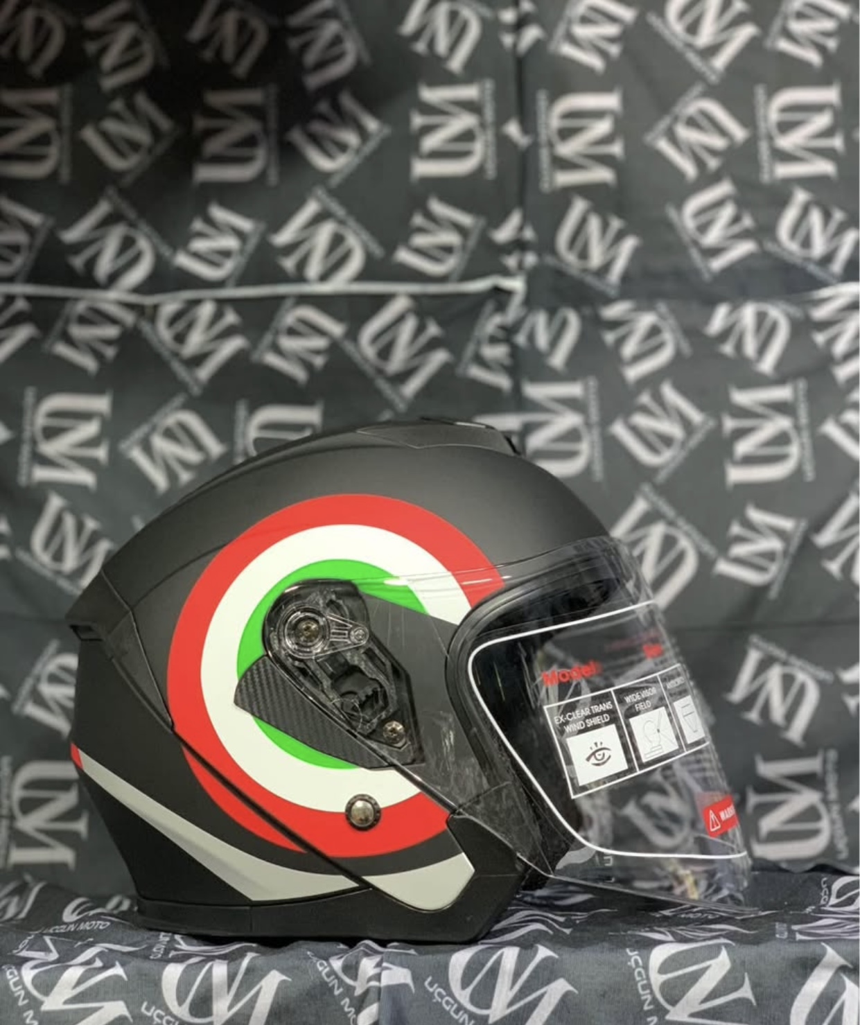 JK - 526 G&Uuml;NEŞ G&Ouml;ZL&Uuml;KL&Uuml; YARIM KASK