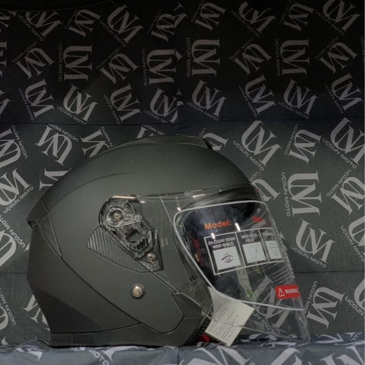 JK-526 GNEŞ G&Ouml;ZL&Uuml;KL&Uuml; YARIM KASK 