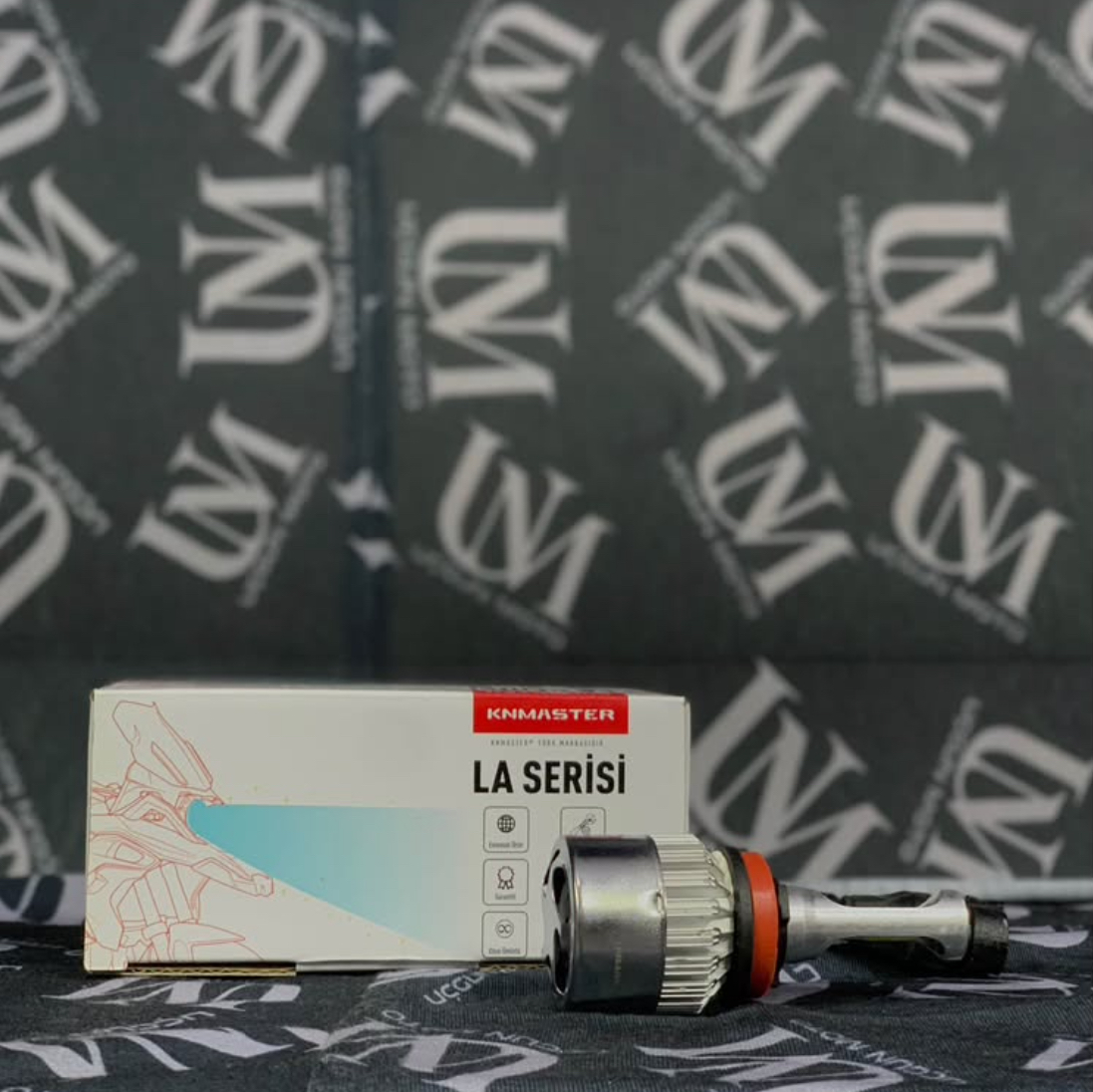 KNMASTER LA-200-H1 ZENON FARI