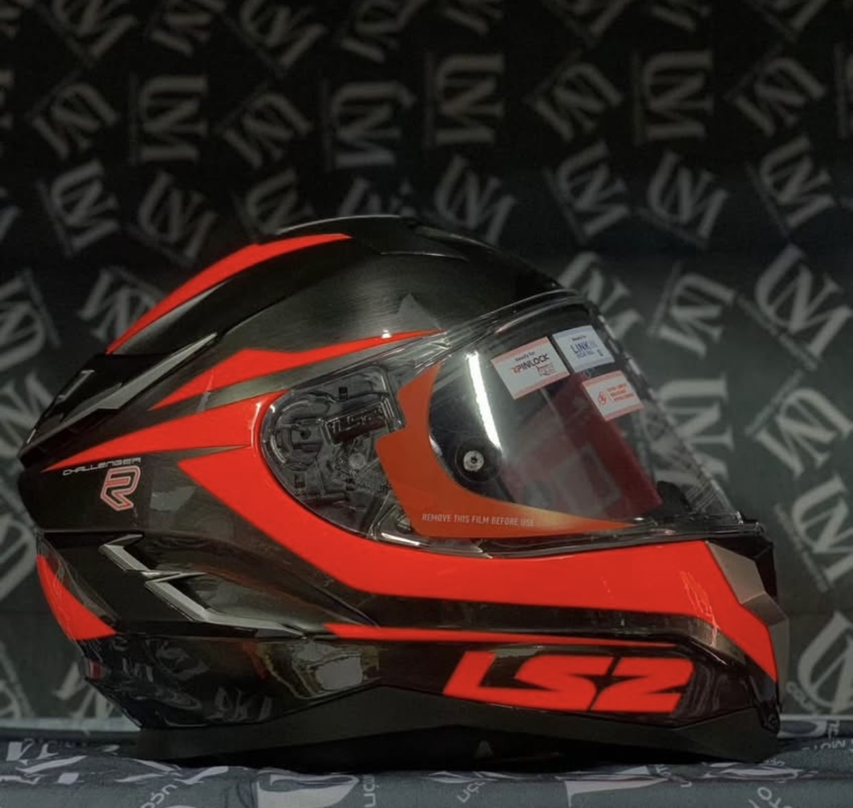LS2 CHALLENGER G&Uuml;NEŞ G&Ouml;ZL&Uuml;KL&Uuml; FULLFACE KASK 