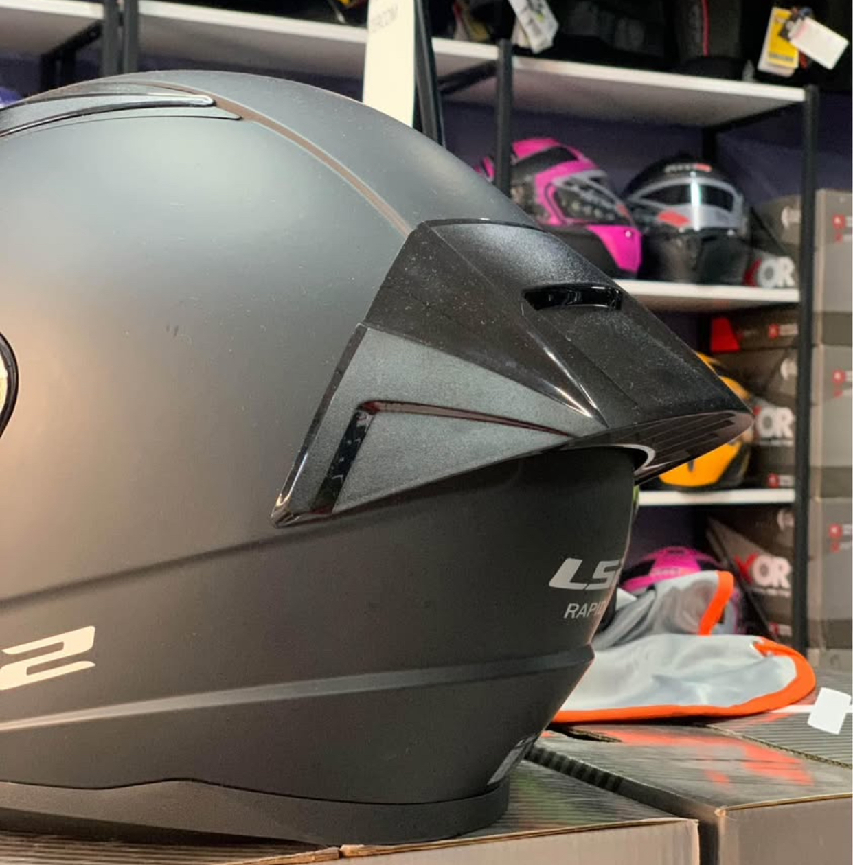 LS2 RAPID RENKLİ SPOİLER 