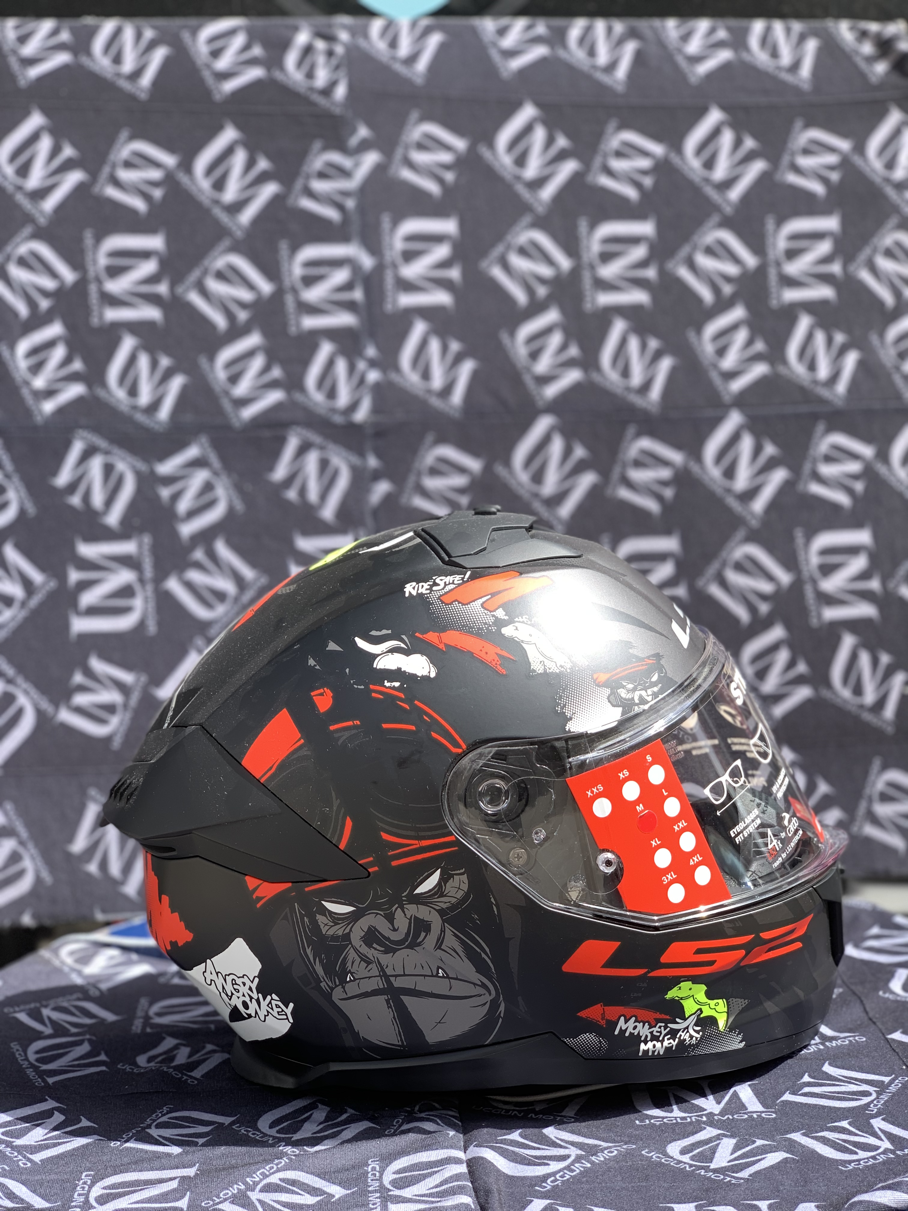 LS2 STREAM G&Uuml;NEŞ G&Ouml;ZL&Uuml;KL&Uuml; FULLFACE KASK 