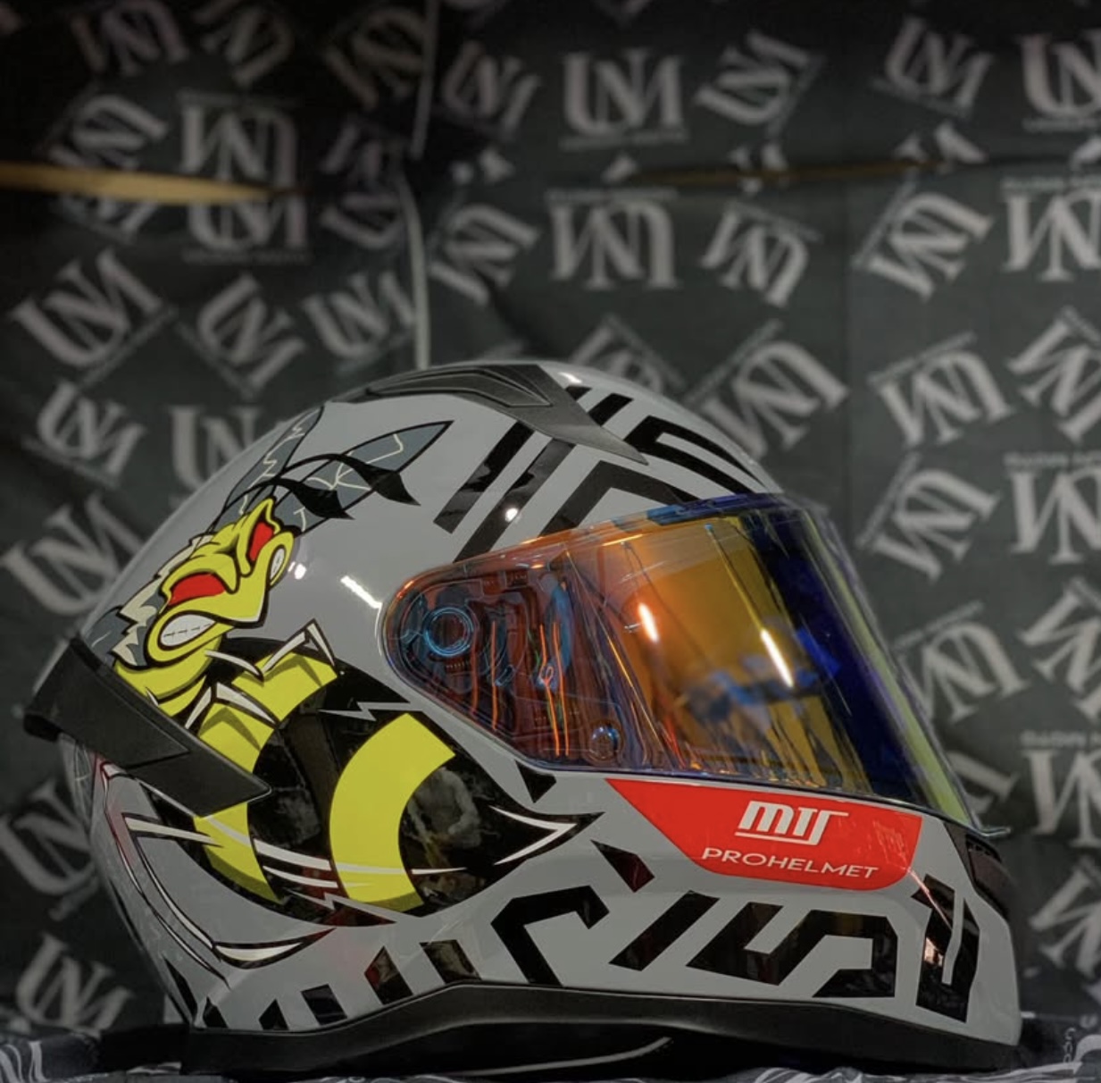 MTS-910 G&Uuml;NEŞ G&Ouml;ZL&Uuml;KL&Uuml; FULLFACE KASK