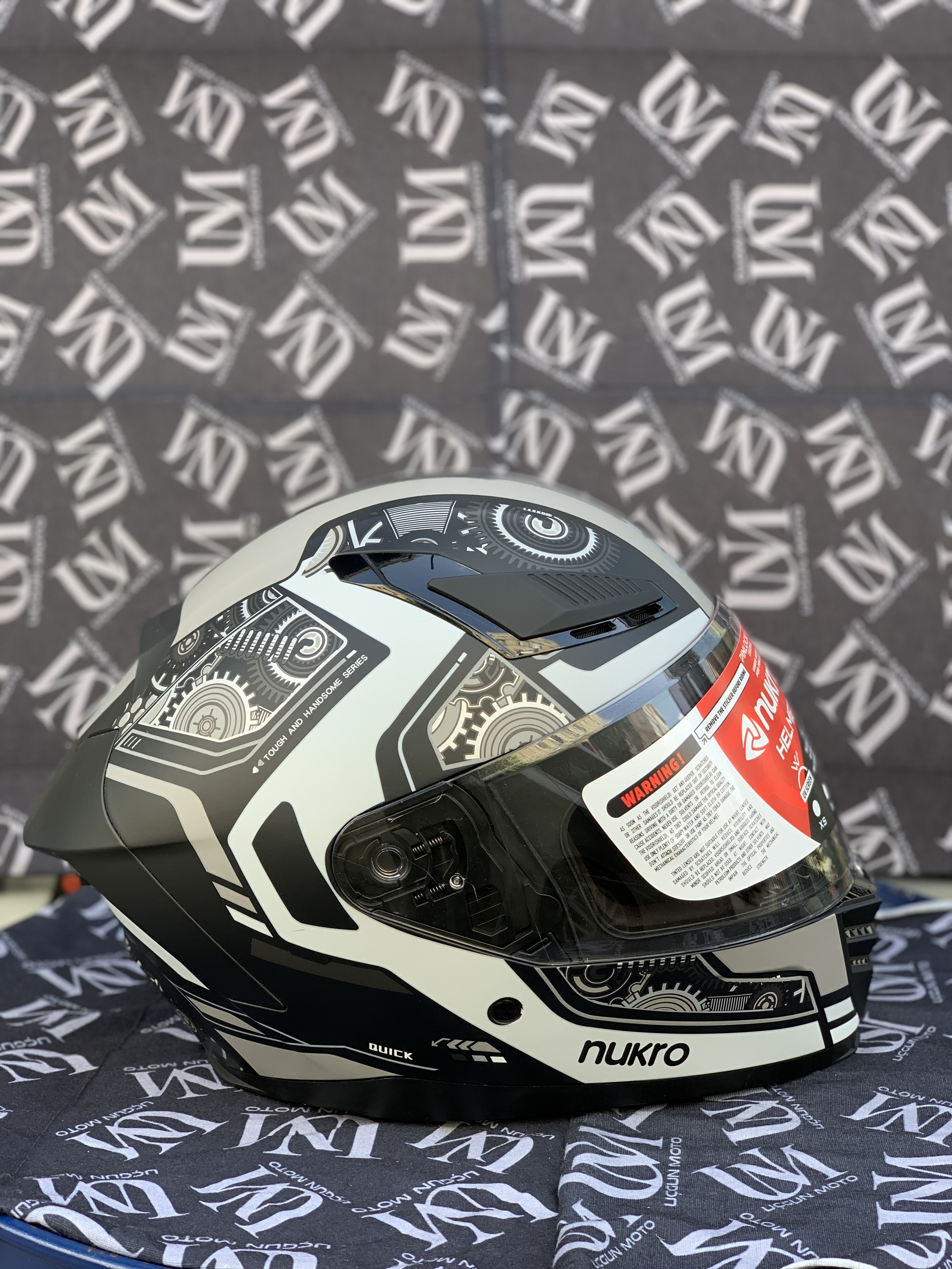 NUKROTECH YM-853 G&Uuml;NEŞ G&Ouml;ZL&Uuml;KL&Uuml; FULLFACE KASK