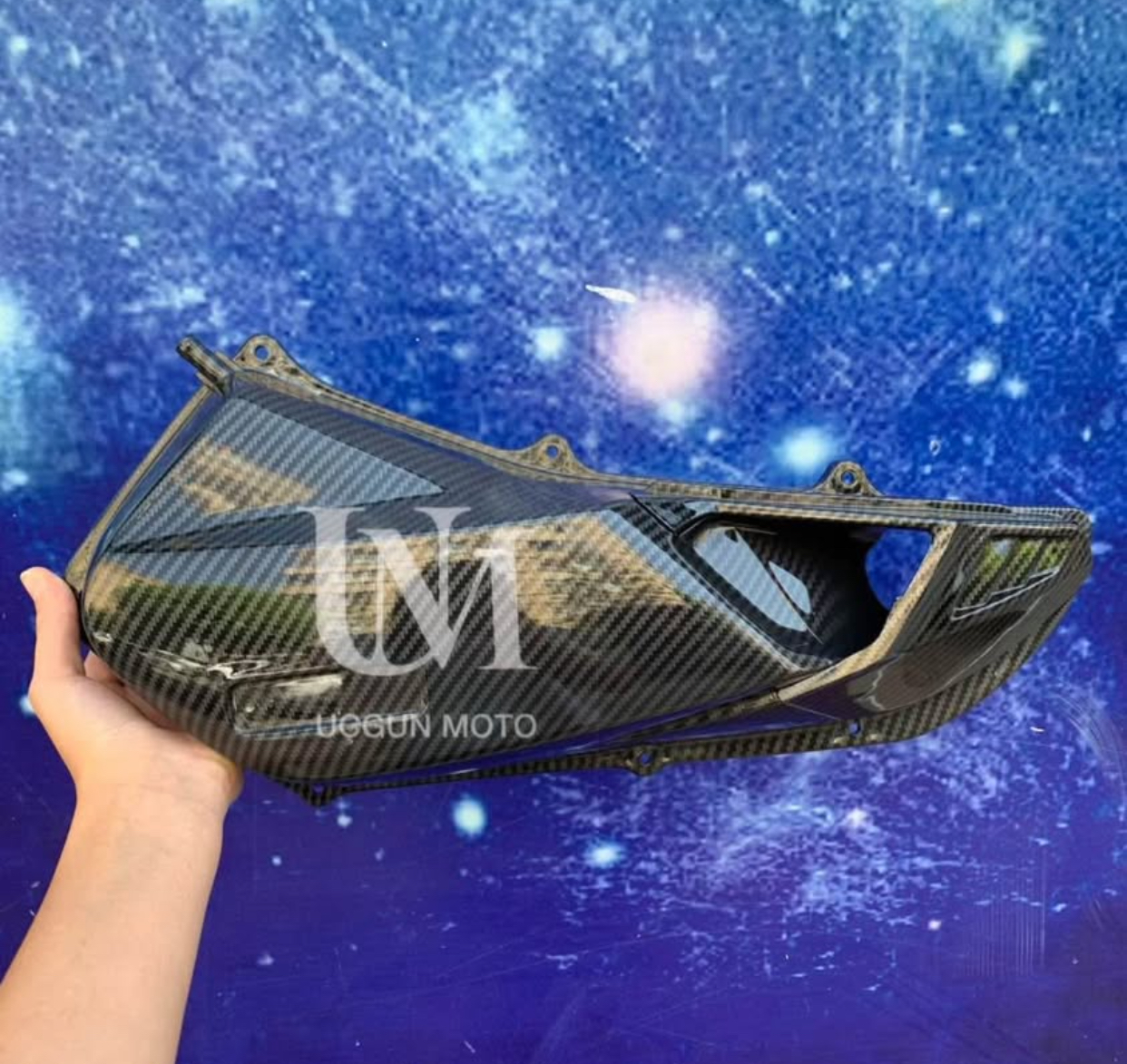 PCX KARBON HAVA FİLTRE KAPAĞI 