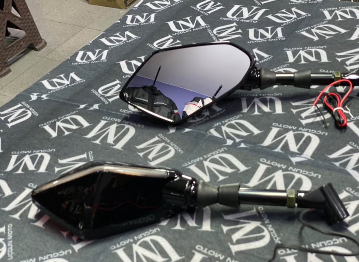 PE- PARLAK SİYAH NAKED İNCE LEDLİ MOTOSİKLET AYNASI