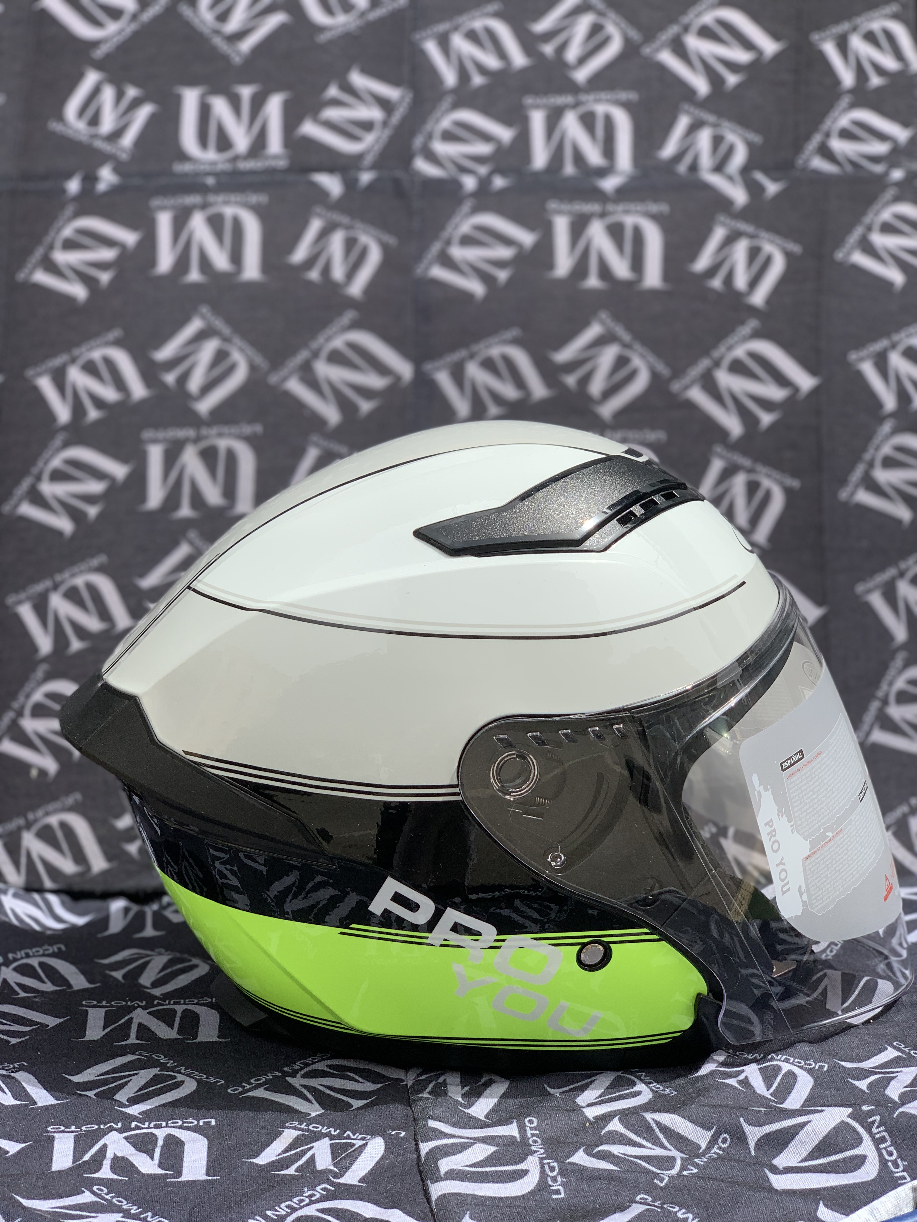 PRO YOU G&Uuml;NEŞ G&Ouml;ZL&Uuml;KL&Uuml; YARIM KASK