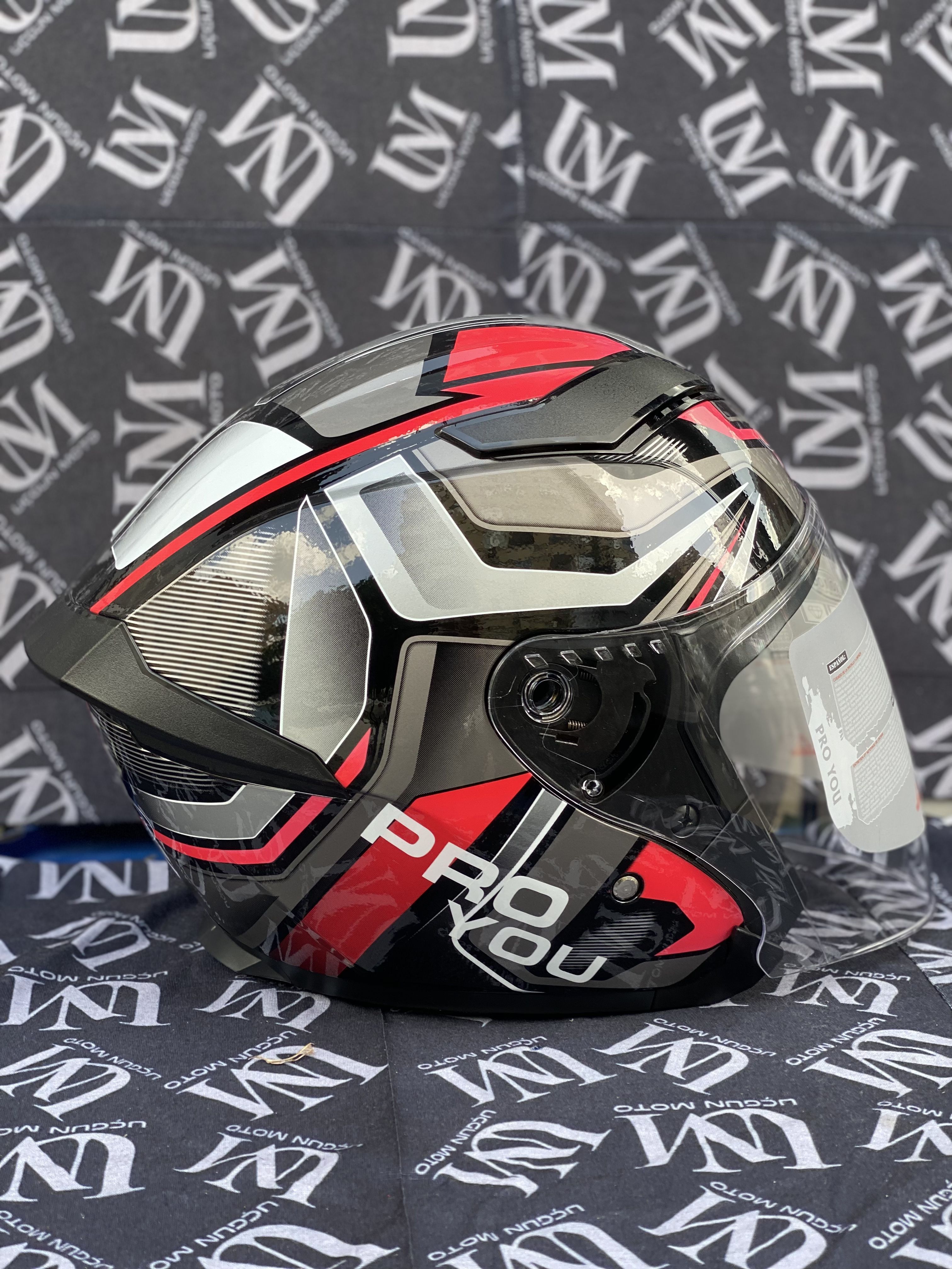 PRO YOU G&Uuml;NEŞ G&Ouml;ZL&Uuml;KL&Uuml; YARIM KASK