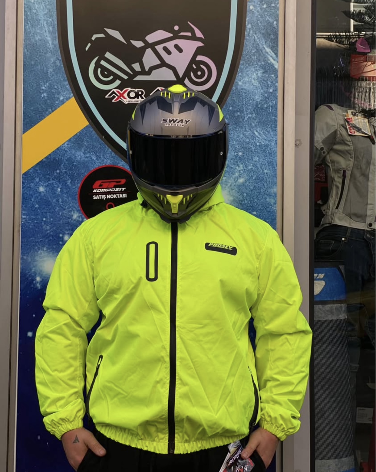 PRROSEV YAĞMURLUK &Uuml;ST 