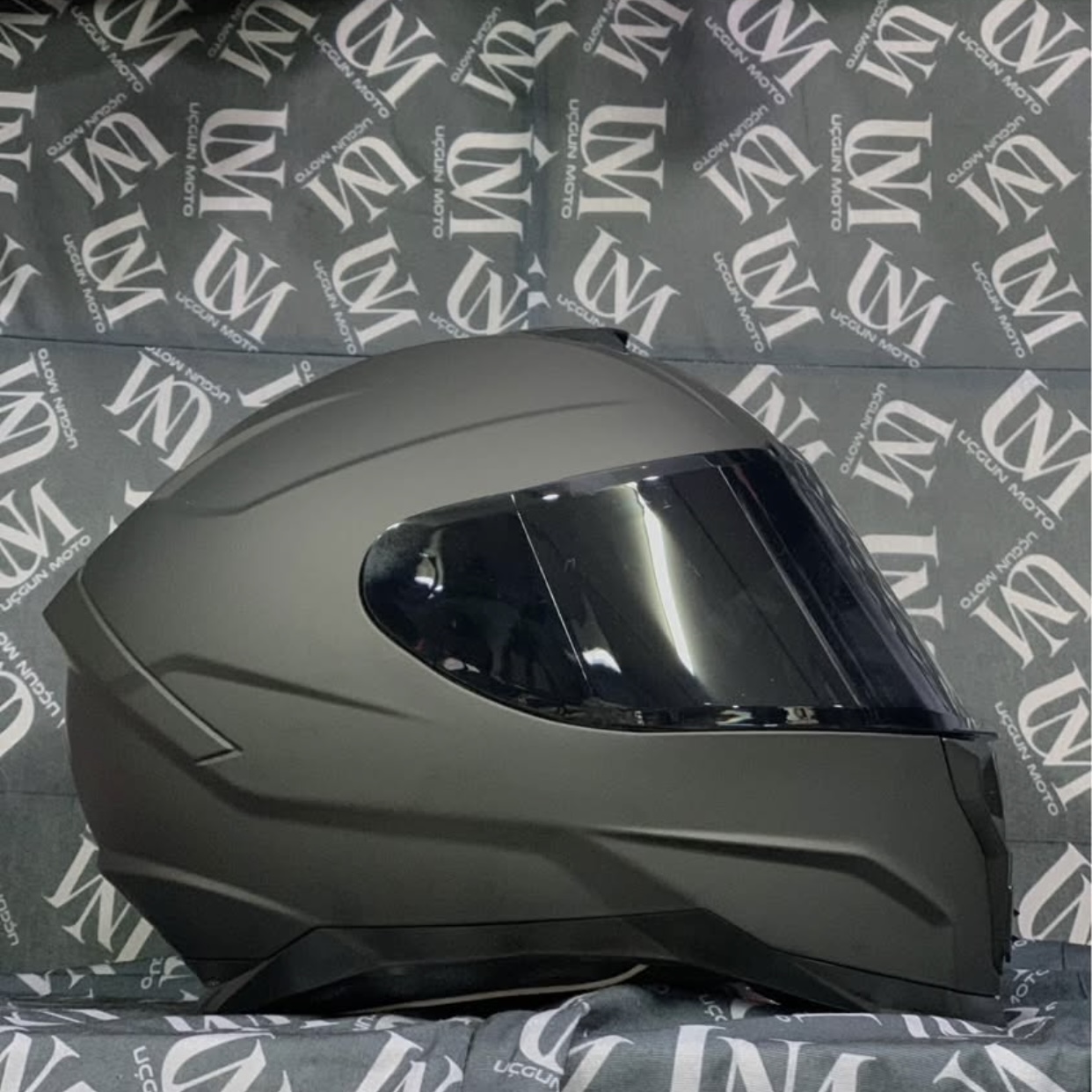 SCOYCO - 869 G&Uuml;NEŞ G&Ouml;ZL&Uuml;KL&Uuml; FULLFACE KASK