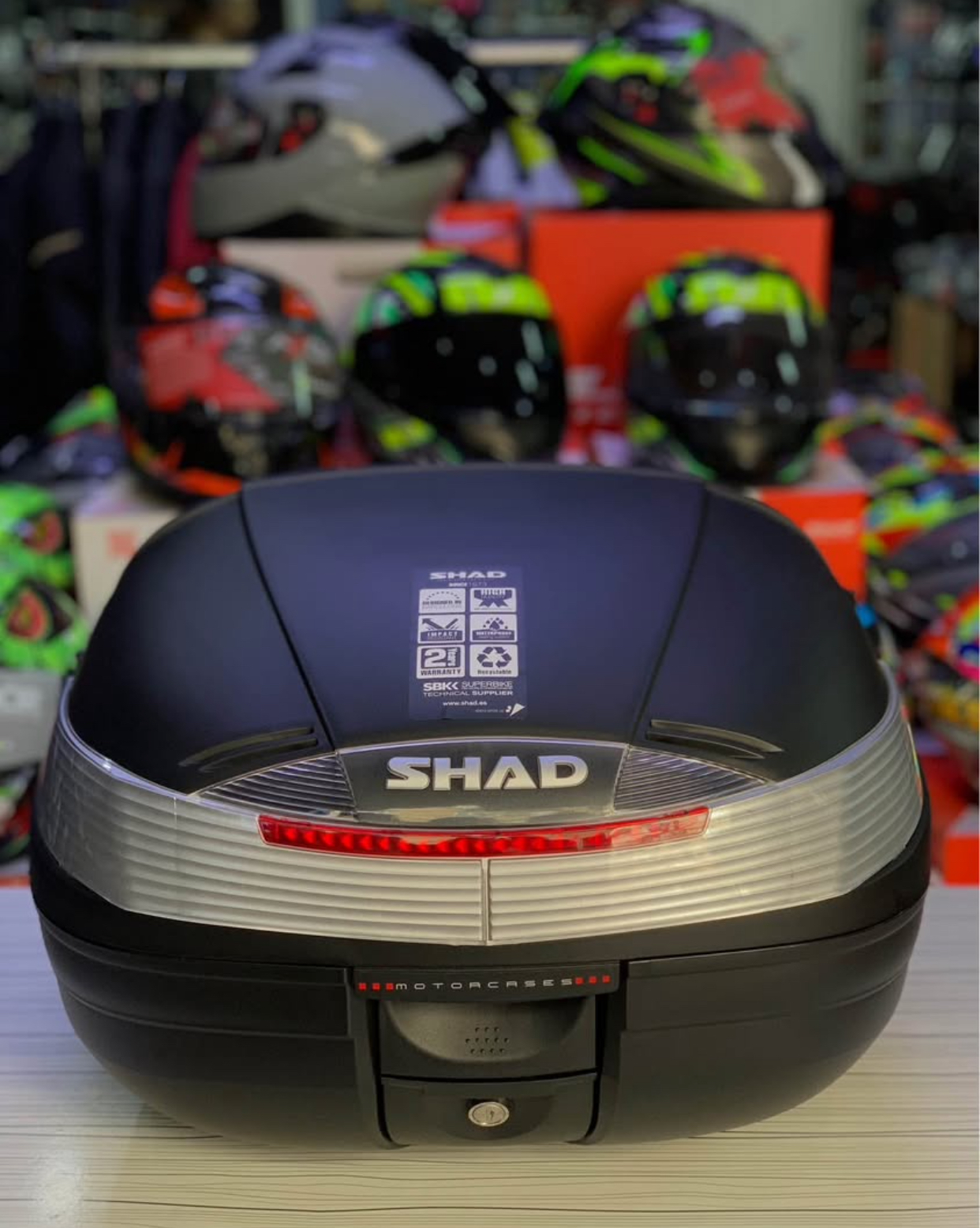 SHAD SH37 PROFESYONEL MOTOSİKLET BAGAJ &Ccedil;ANTASI