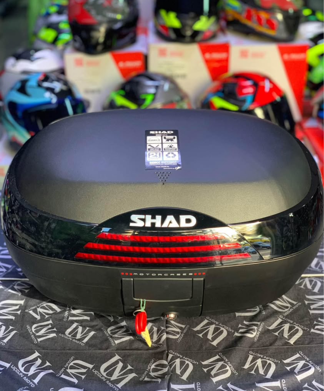 SHAD SH46 (LİTRE) MOTORSİKLET ARKA BAGAJ &Ccedil;ANTASI