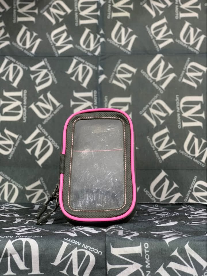 SU GE&Ccedil;İRMEZ TELEFON TUTUCU