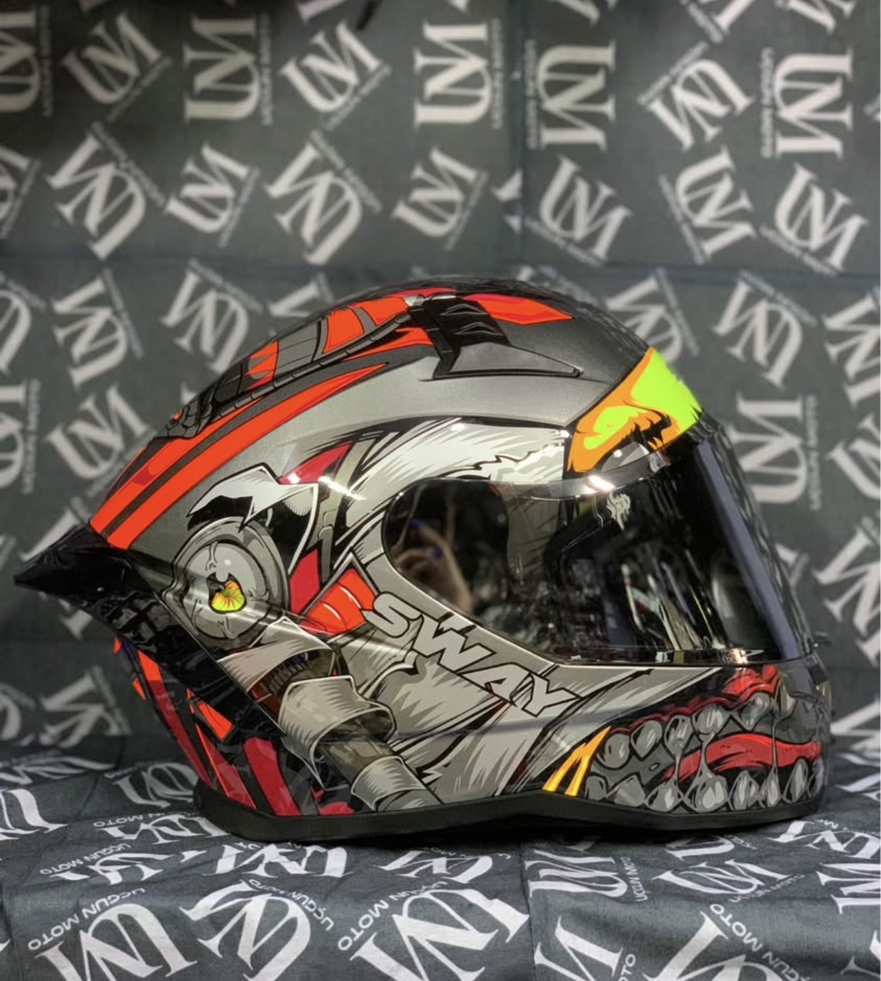 SWAY-869 G&Uuml;NEŞ G&Ouml;ZL&Uuml;KL&Uuml; FULLFACE KASK 
