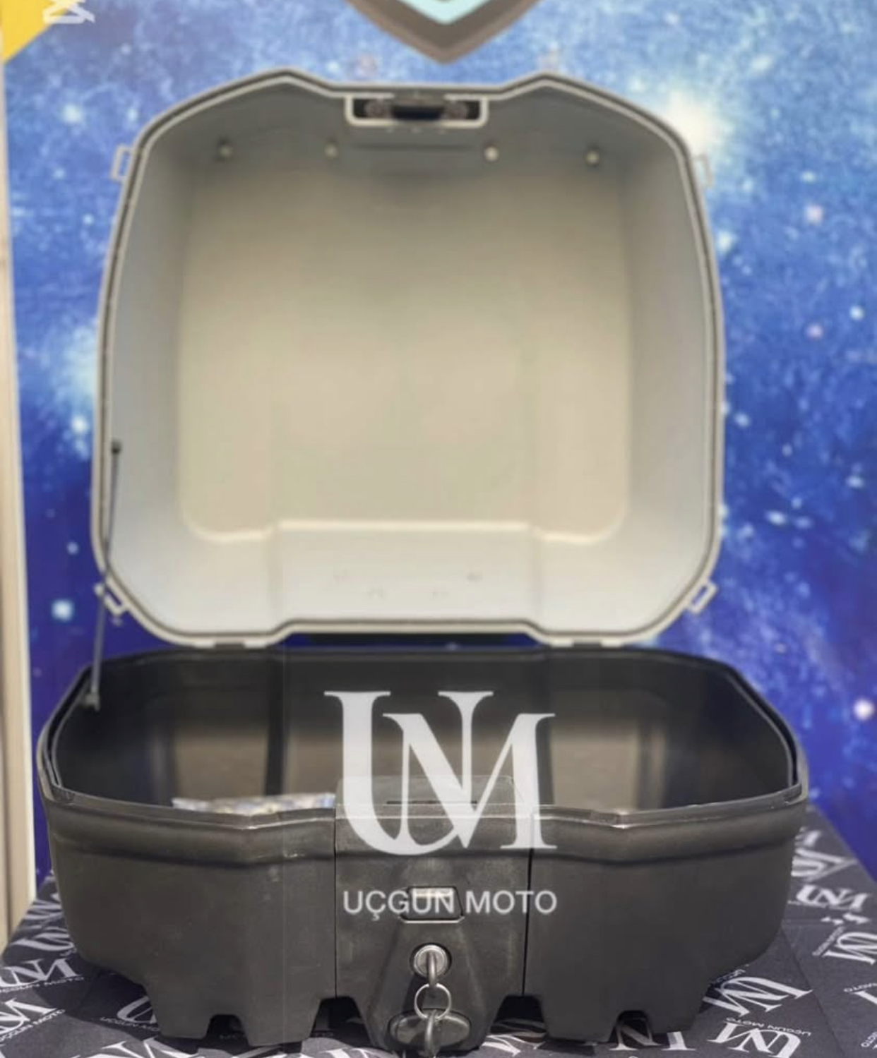 TİEN 44 LİTRE MOTOSİKLET BAGAJ &Ccedil;ANTSI