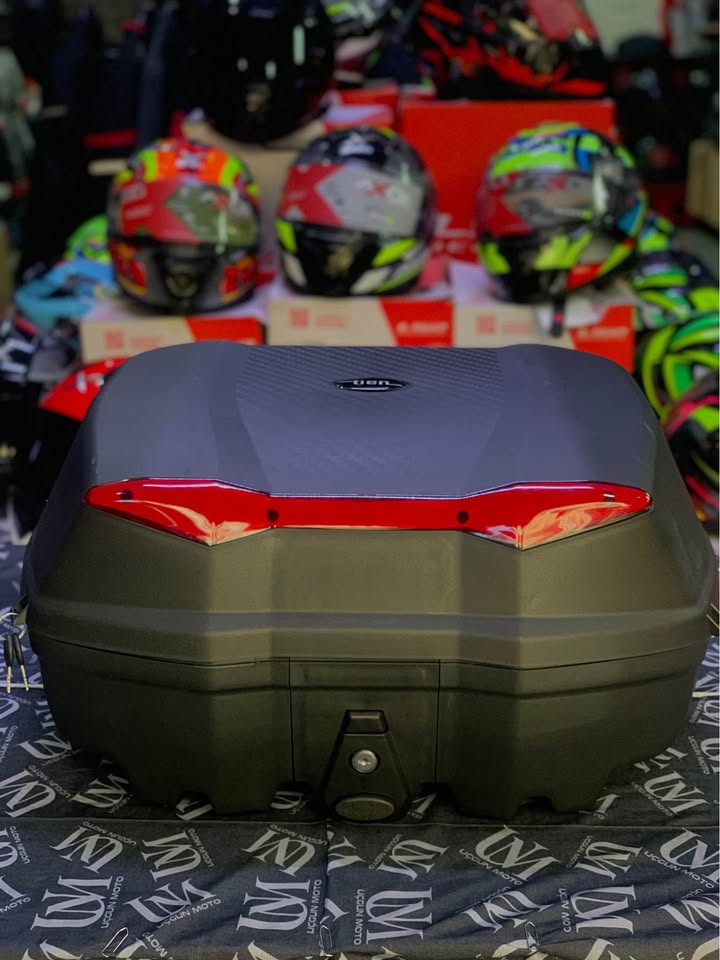 TİEN 52 LİTRE MOTOSİKLET ARKA BAGAJ &Ccedil;ANTASI