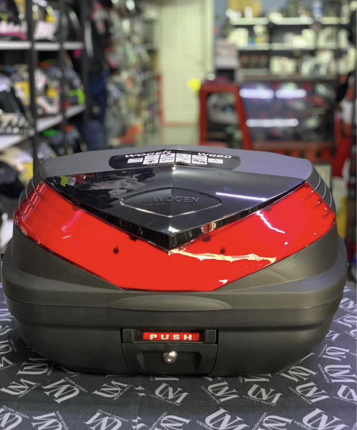 WOGEN 50 LİTRE MOTOSİKLET ARKA BAGAJ &Ccedil;ANTASI